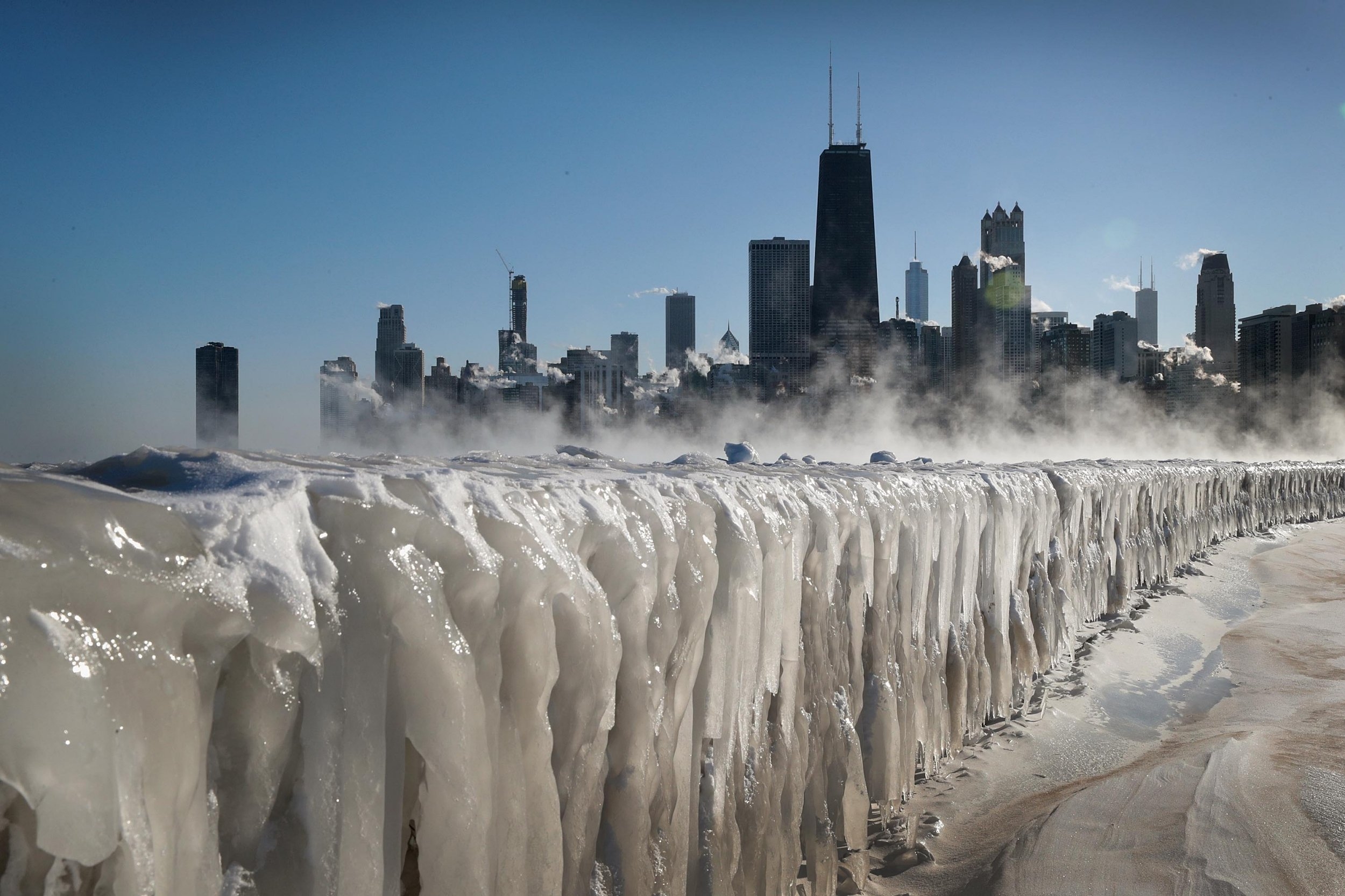 Lake Michigan Has Frozen Over And The Pictures Are Spectacular The